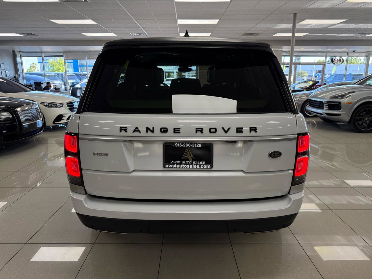 Used 2019 Land Rover Range Rover HSE AWD/4WD image 5