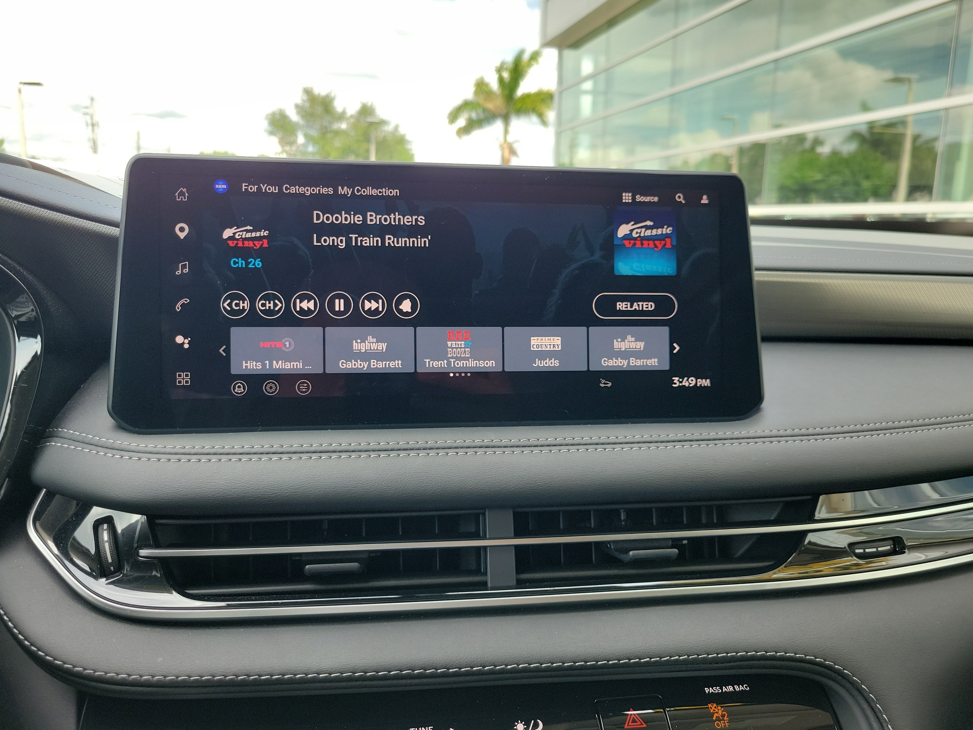 Certified 2026 INFINITI QX60 Luxe w/ Cargo Package FWD image 24