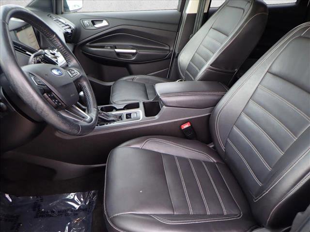 Used 2017 Ford Escape Titanium image 12