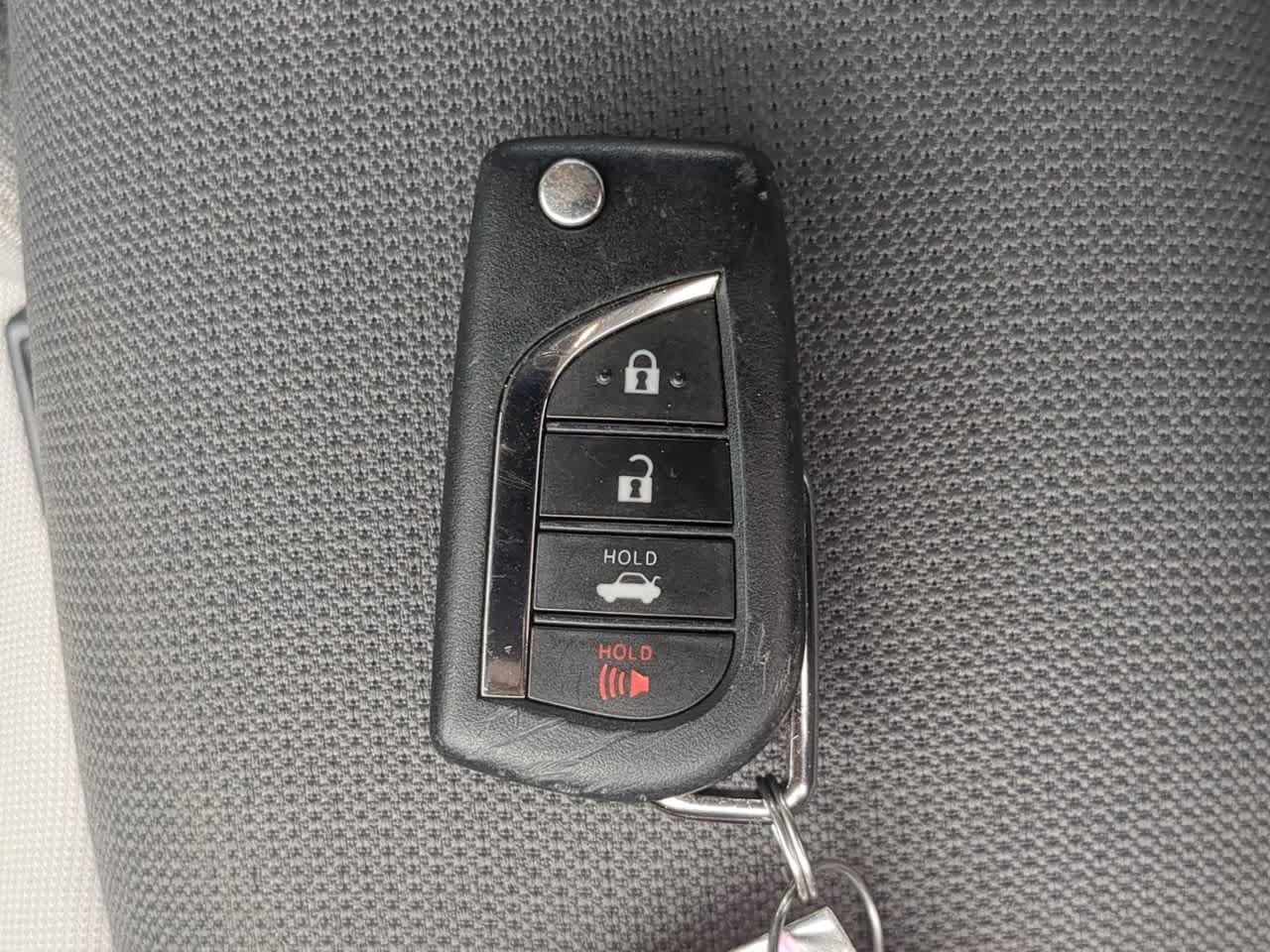 Used 2025 Toyota Corolla LE FWD image 34