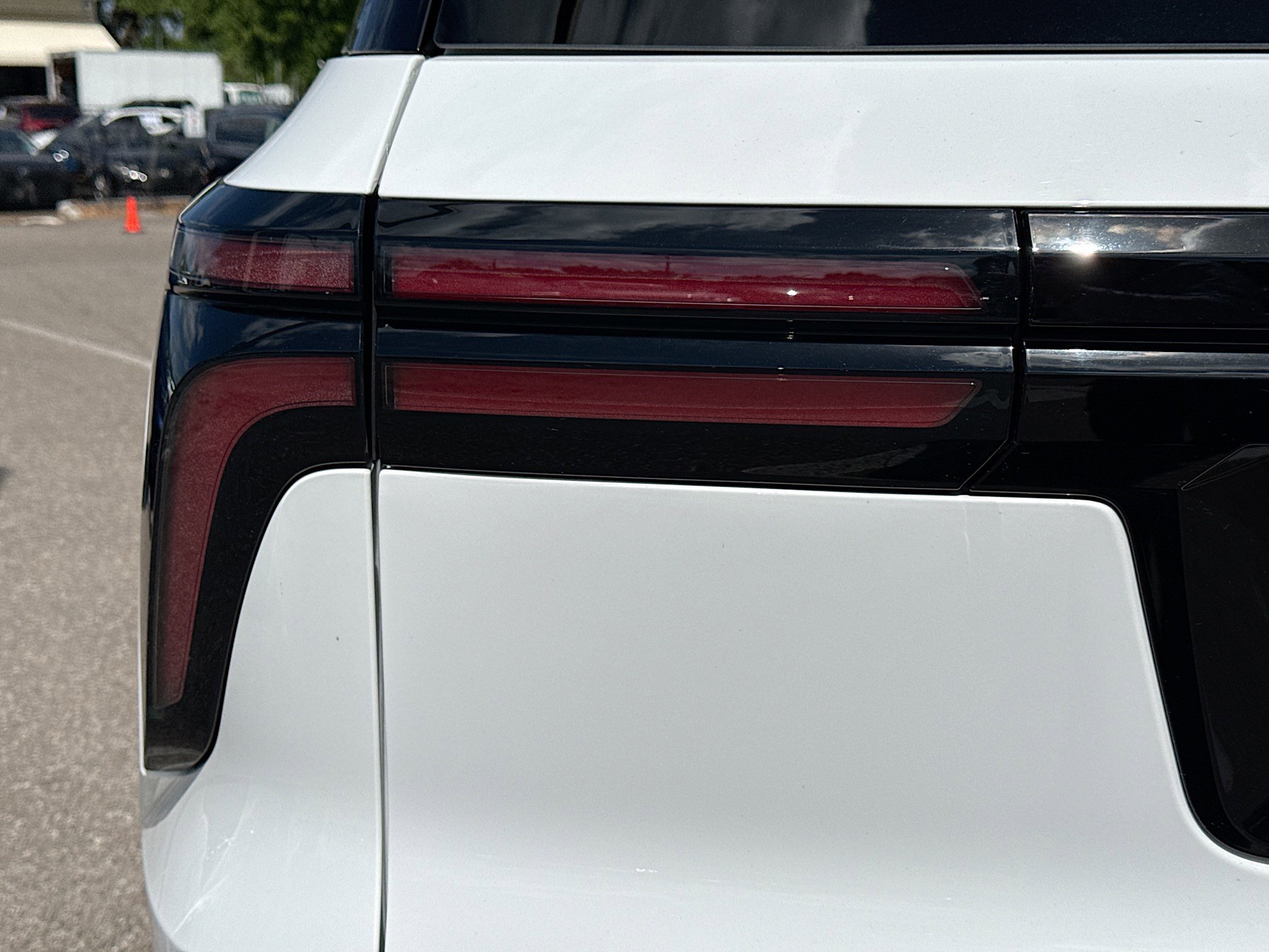 Used 2025 Chevrolet Traverse LT image 10