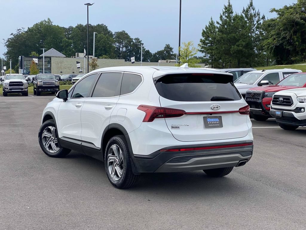 Certified 2022 Hyundai Santa Fe SE FWD image 5