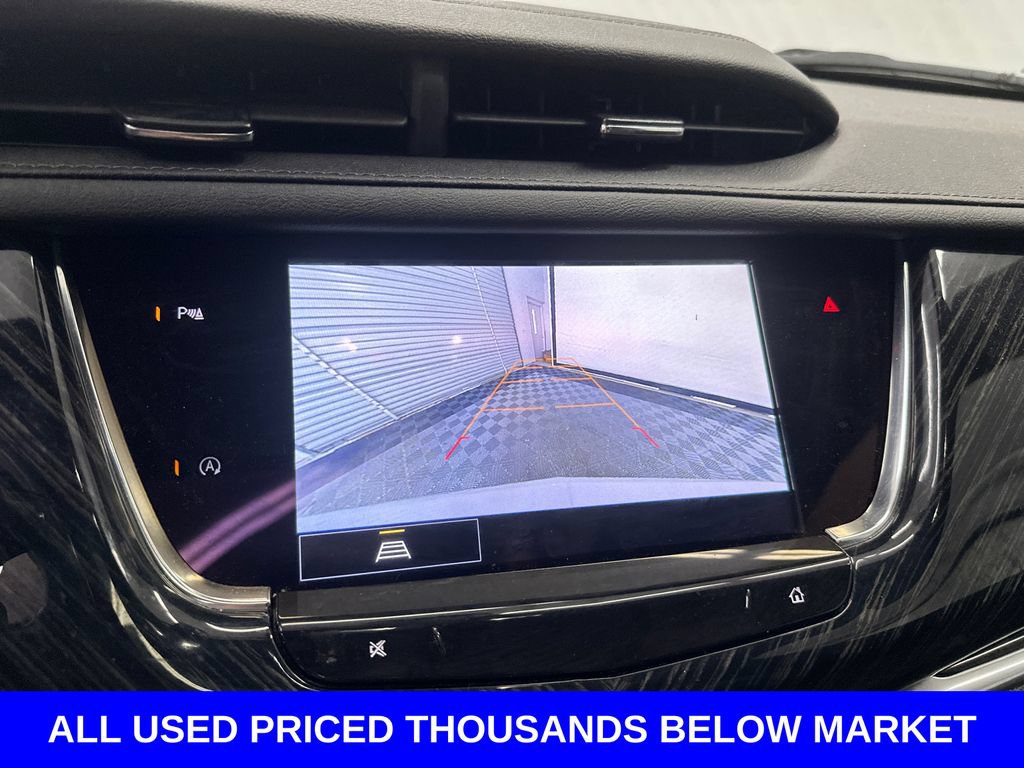 Used 2024 Cadillac XT6 Premium Luxury w/ LPO, Floor Liner Package AWD/4WD image 32