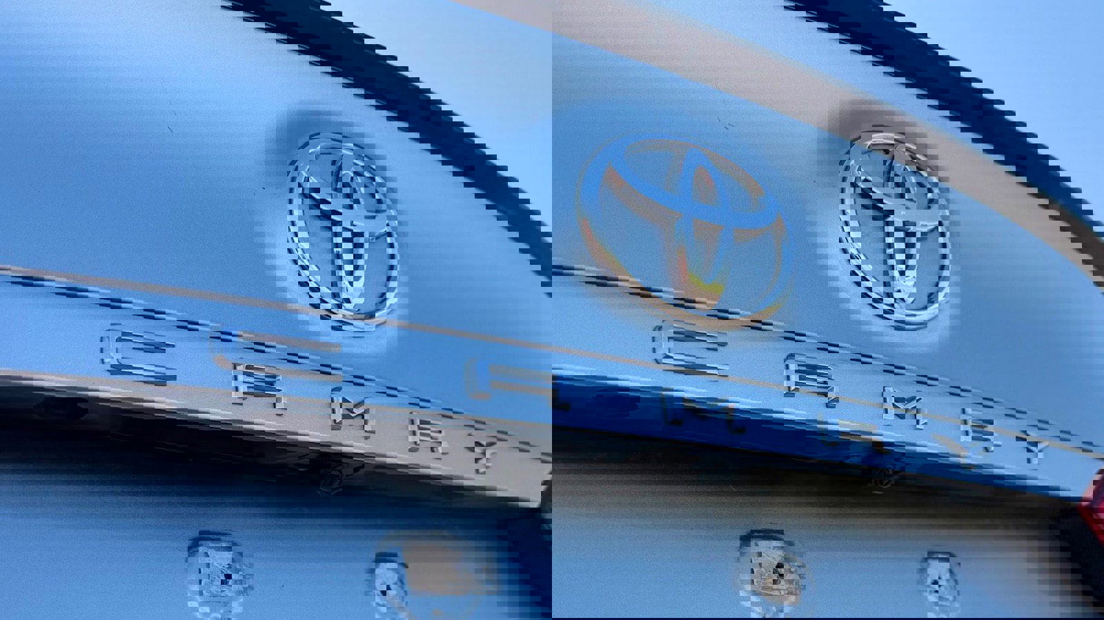 Used 2020 Toyota Camry SE image 9