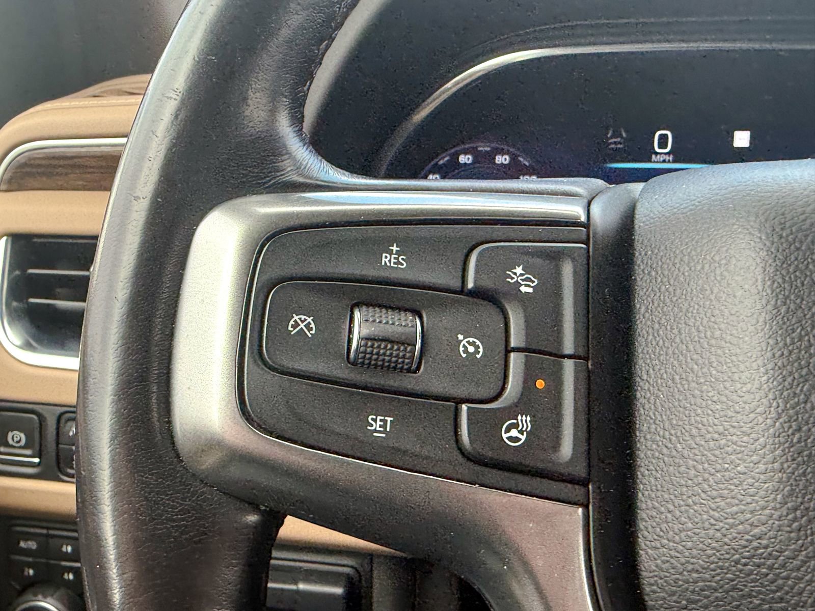 Certified 2022 Chevrolet Tahoe Premier AWD/4WD image 46