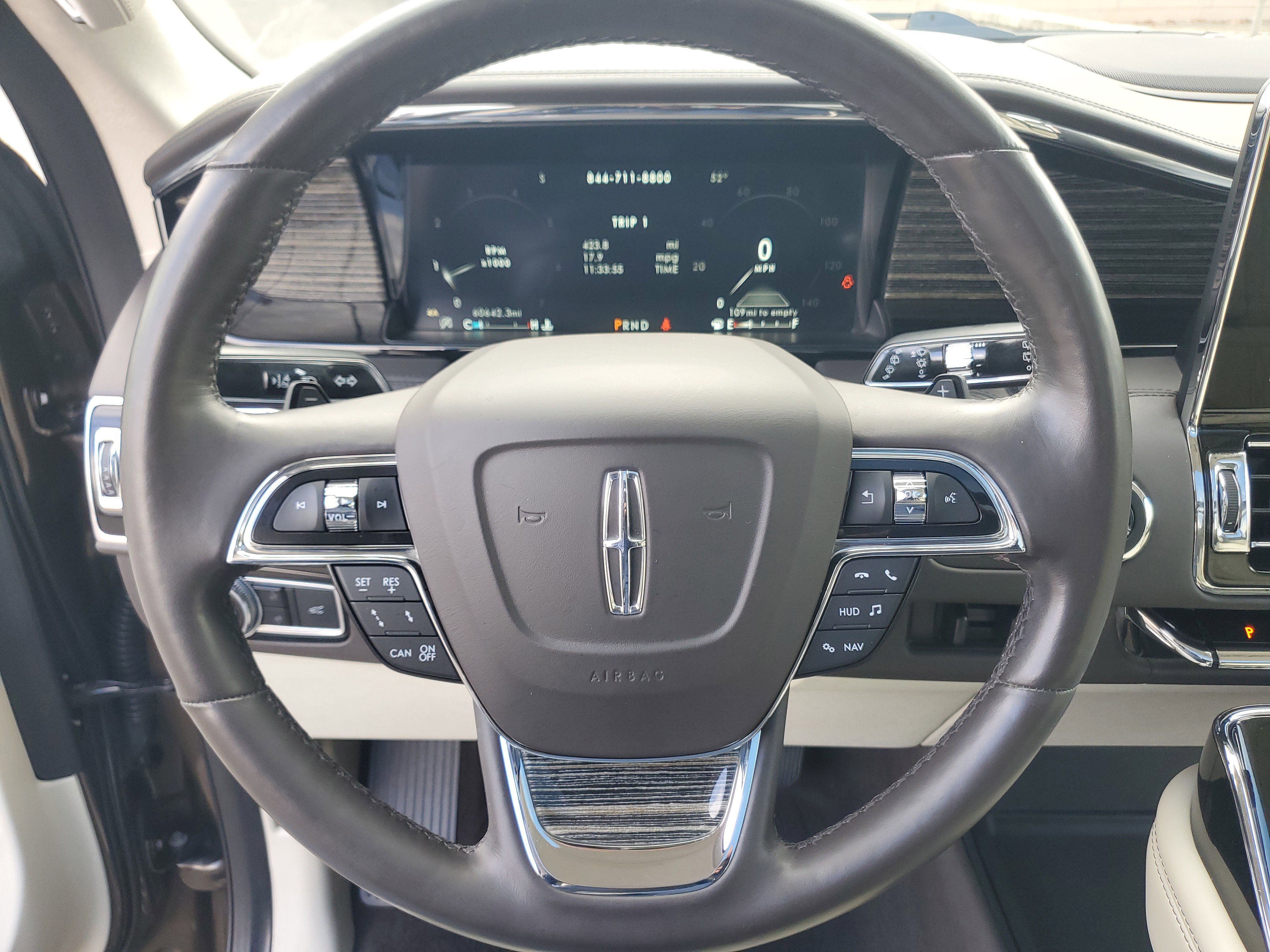 Used 2021 Lincoln Navigator Black Label w/ Cargo Convenience Package image 14