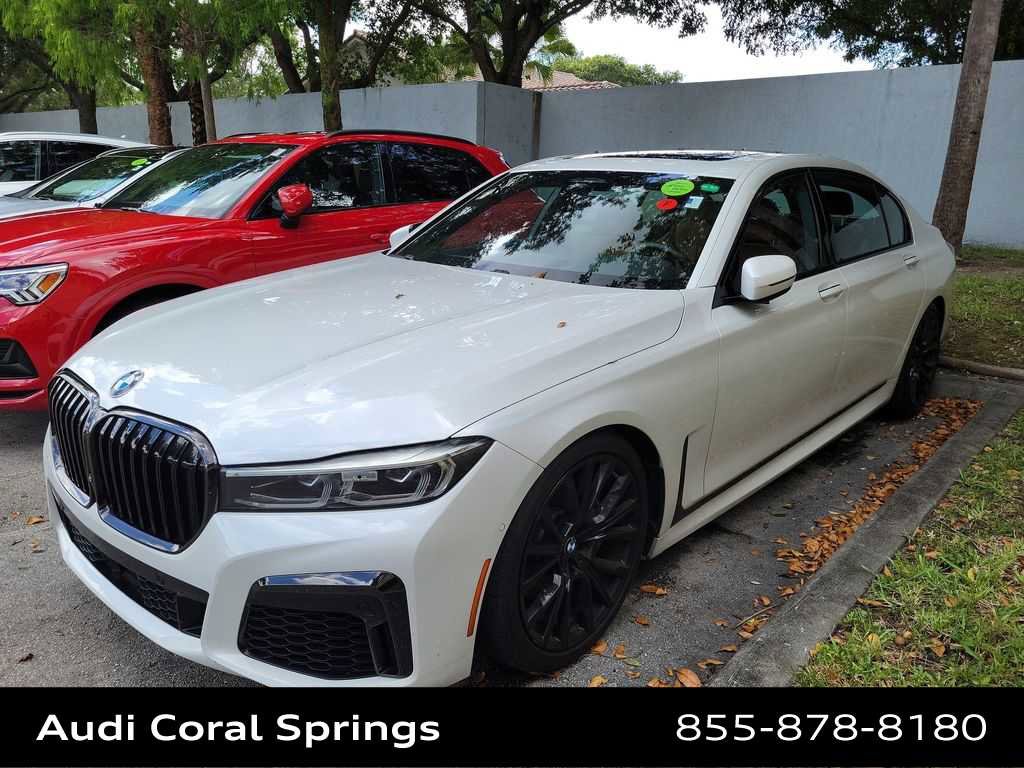 Used 2020 BMW 740i w/ M Sport Package RWD image 3