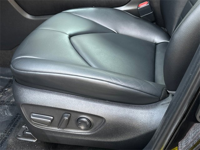 Used 2023 Toyota Highlander XLE image 23