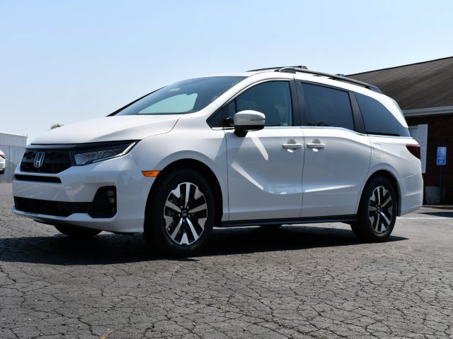 New 2026 Honda Odyssey EX-L image 3