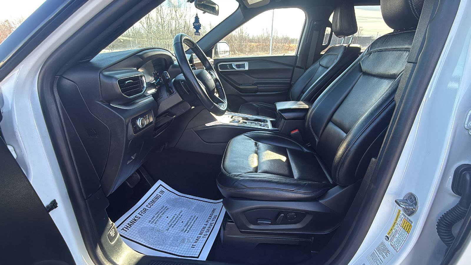 Used 2020 Ford Explorer XLT w/ Equipment Group 202A image 30