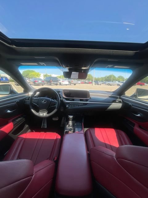 Used 2021 Lexus ES 350 F Sport w/ Accessory Package FWD image 11