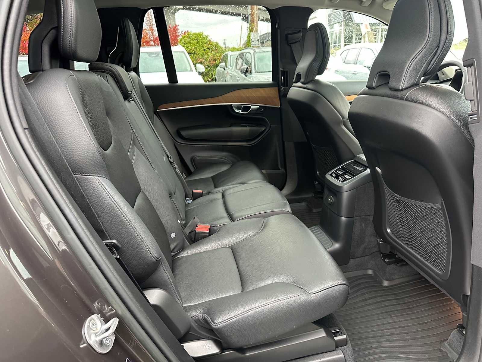 Certified 2023 Volvo XC90 T8 Plus image 20