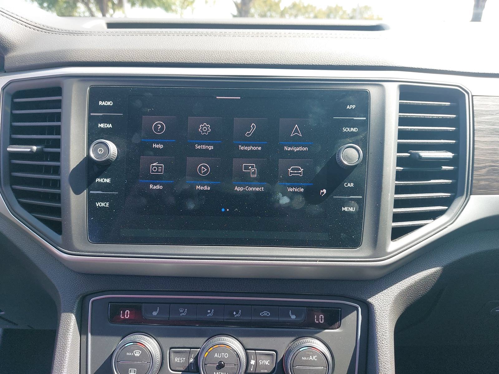 Used 2021 Volkswagen Atlas SE w/ Panoramic Sunroof Package AWD/4WD image 23