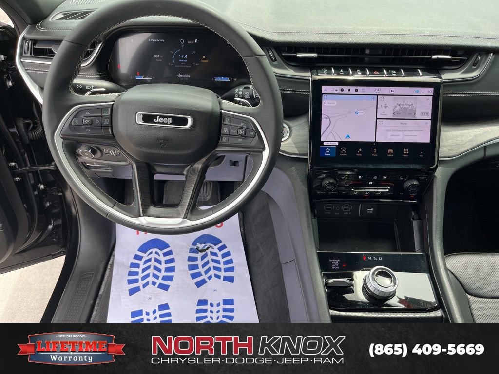 Used 2024 Jeep Grand Cherokee Limited w/ Luxury Tech Group II AWD/4WD image 7