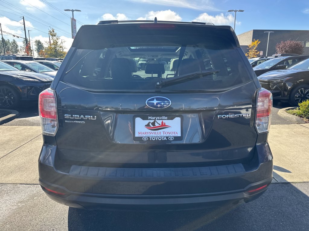 Used 2018 Subaru Forester 2.5i Premium w/ Protection Package #3 AWD/4WD image 4