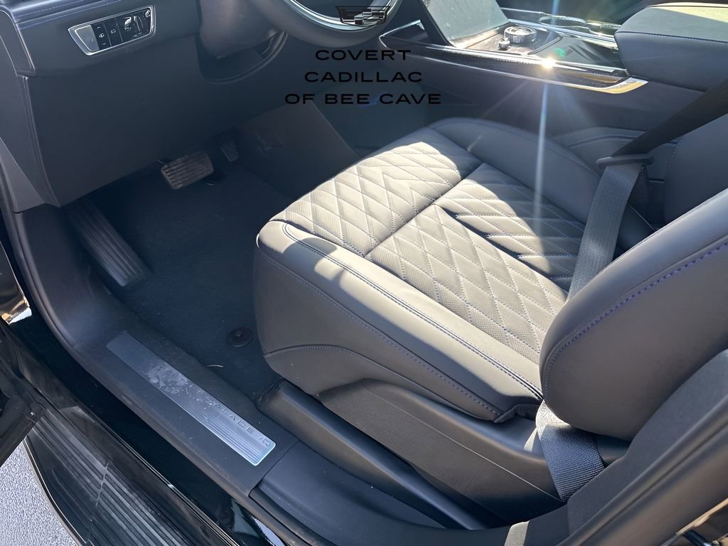 New 2026 Cadillac Escalade IQL Luxury image 30