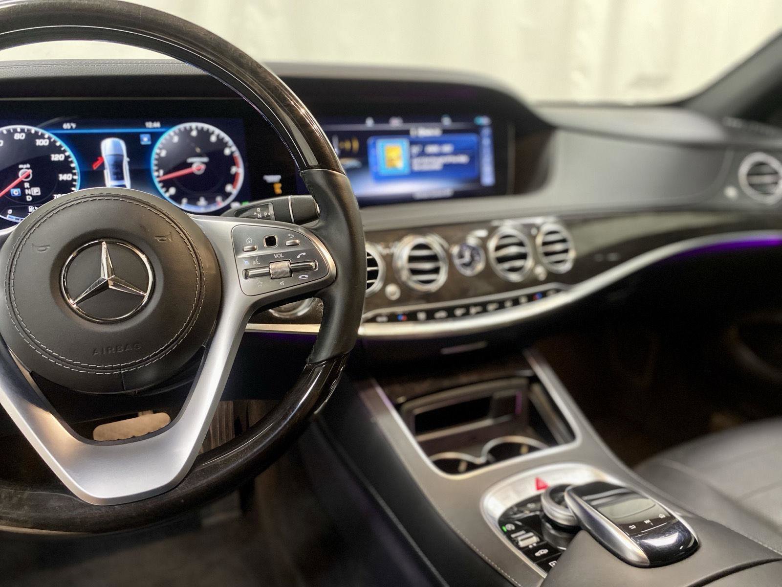 Used 2019 Mercedes-Benz S 560 Sedan image 26