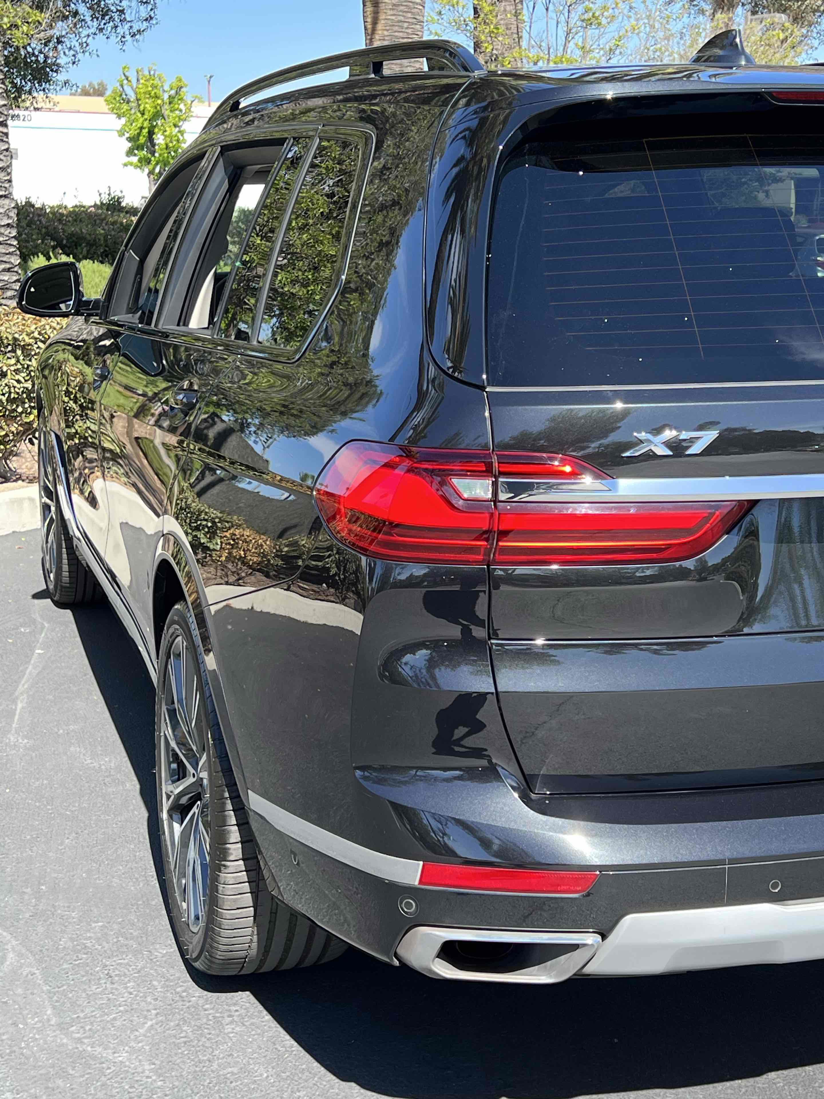 Used 2022 BMW X7 xDrive40i w/ Premium Package AWD/4WD image 57