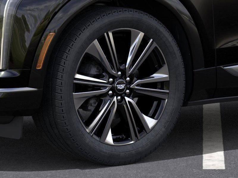 New 2026 Cadillac Optiq Luxury 2 image 9