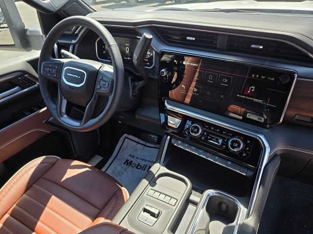 New 2026 GMC Sierra 3500 Denali Ultimate AWD/4WD image 11