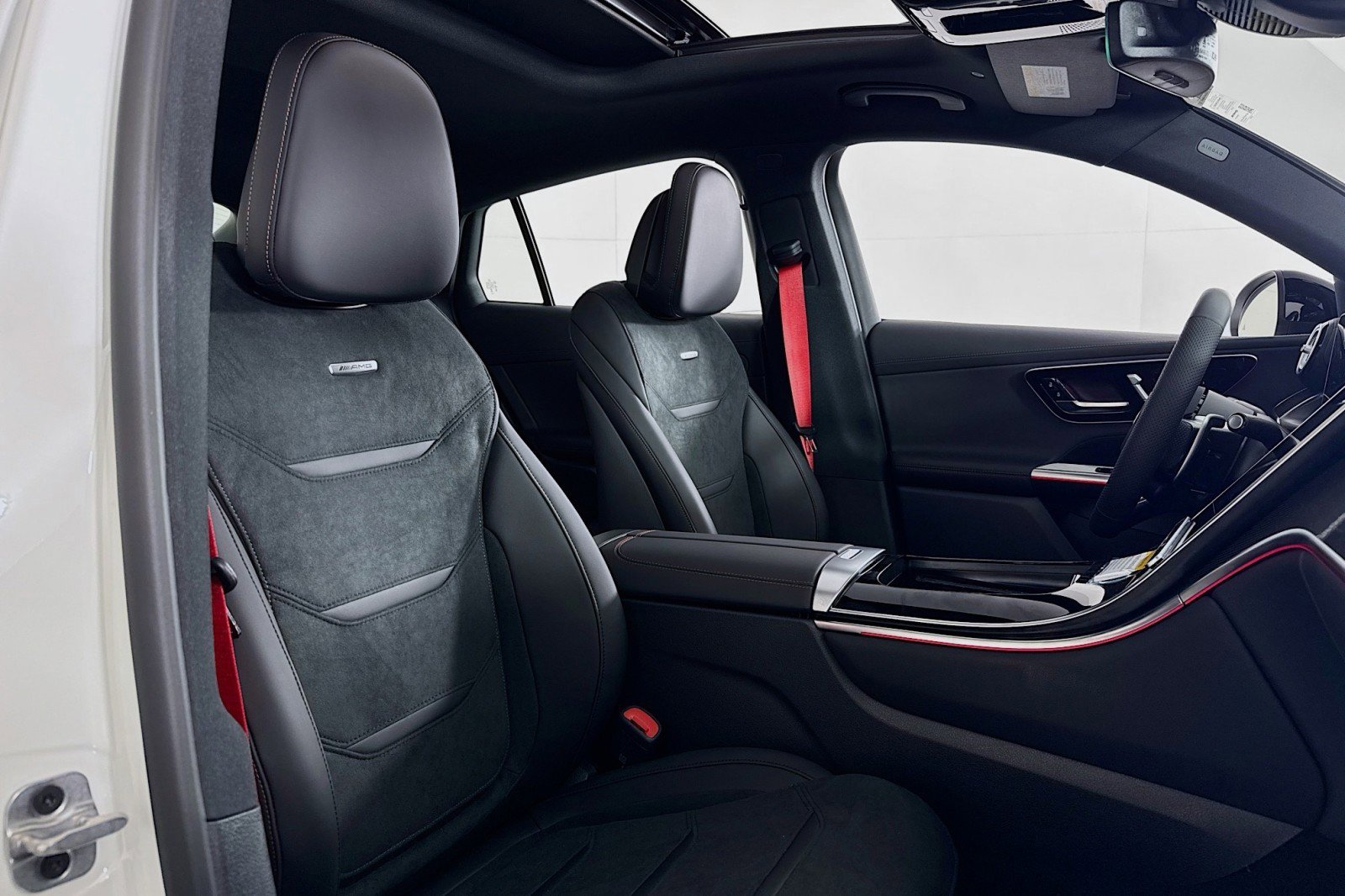 New 2026 Mercedes-Benz GLC 43 AMG 4MATIC Coupe image 6