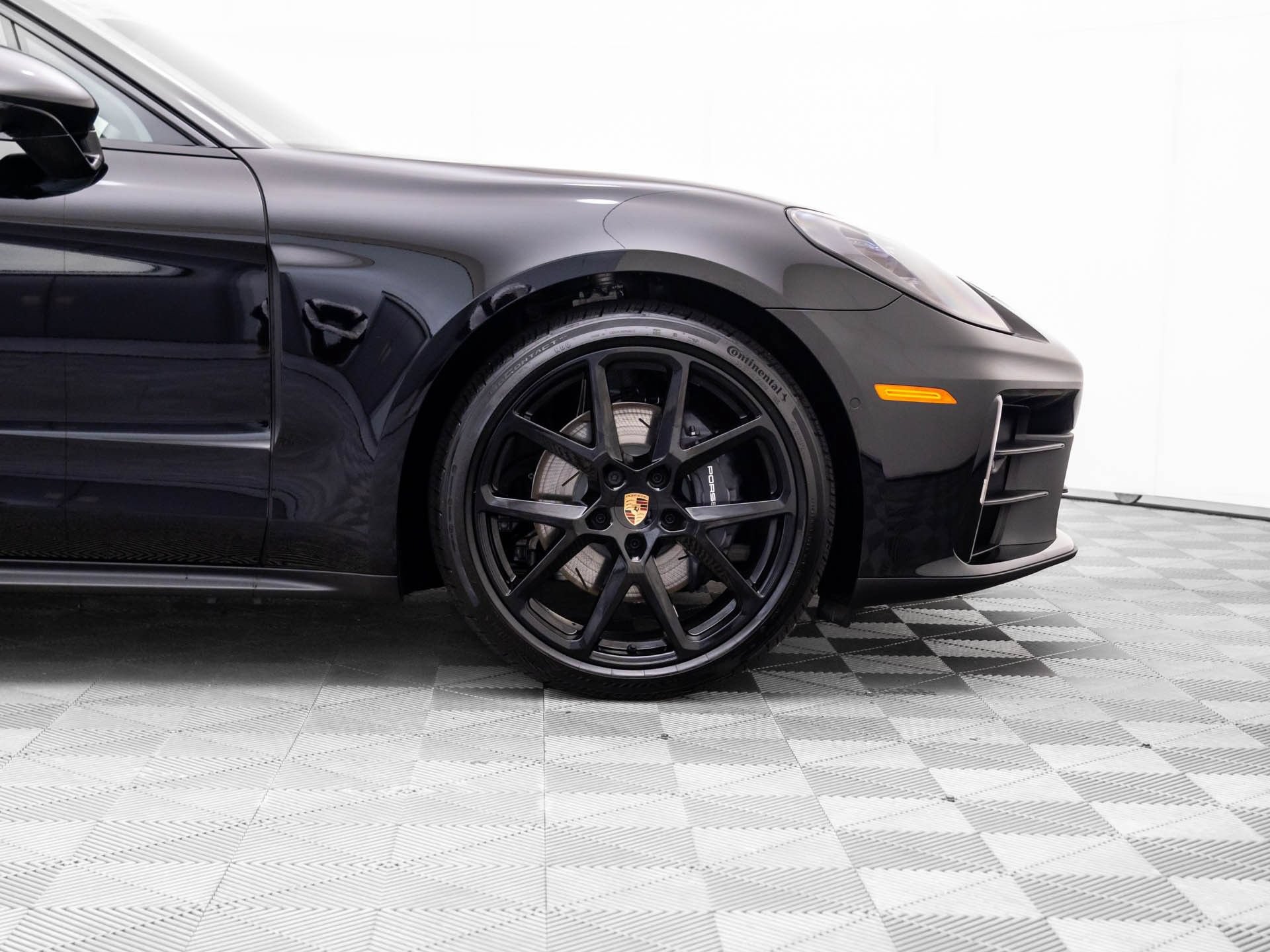 New 2026 Porsche Panamera 4 AWD/4WD image 36
