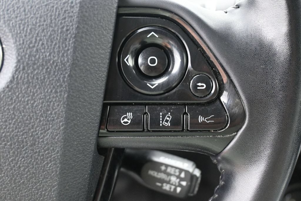 Certified 2022 Toyota Prius XLE w/ Advanced Technology Package AWD/4WD image 18