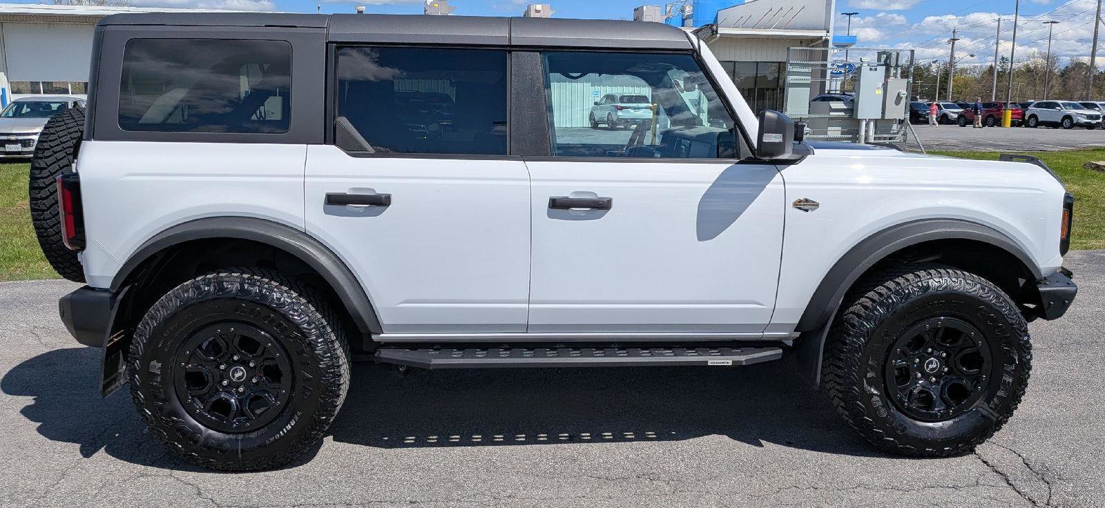 Used 2023 Ford Bronco Wildtrak AWD/4WD image 7