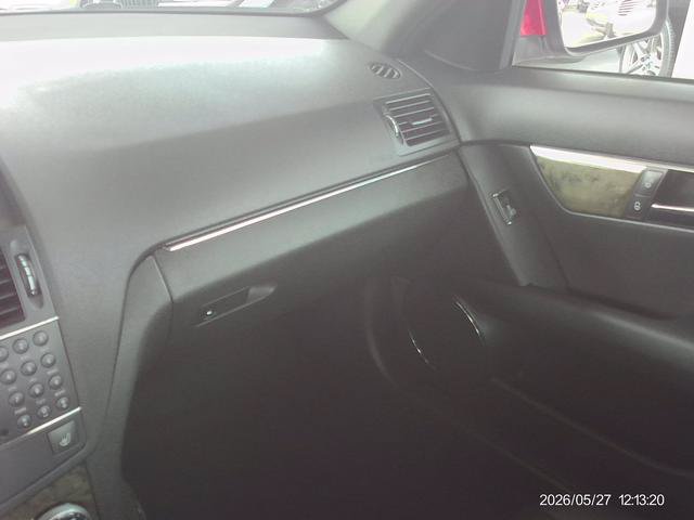 Used 2008 Mercedes-Benz C 350 Sport image 12
