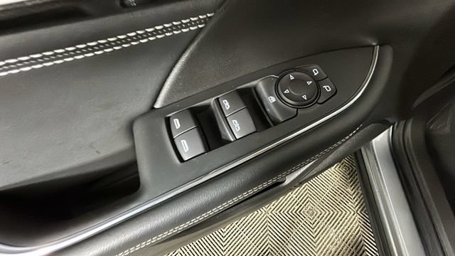 Used 2022 Buick Envision Preferred FWD image 10