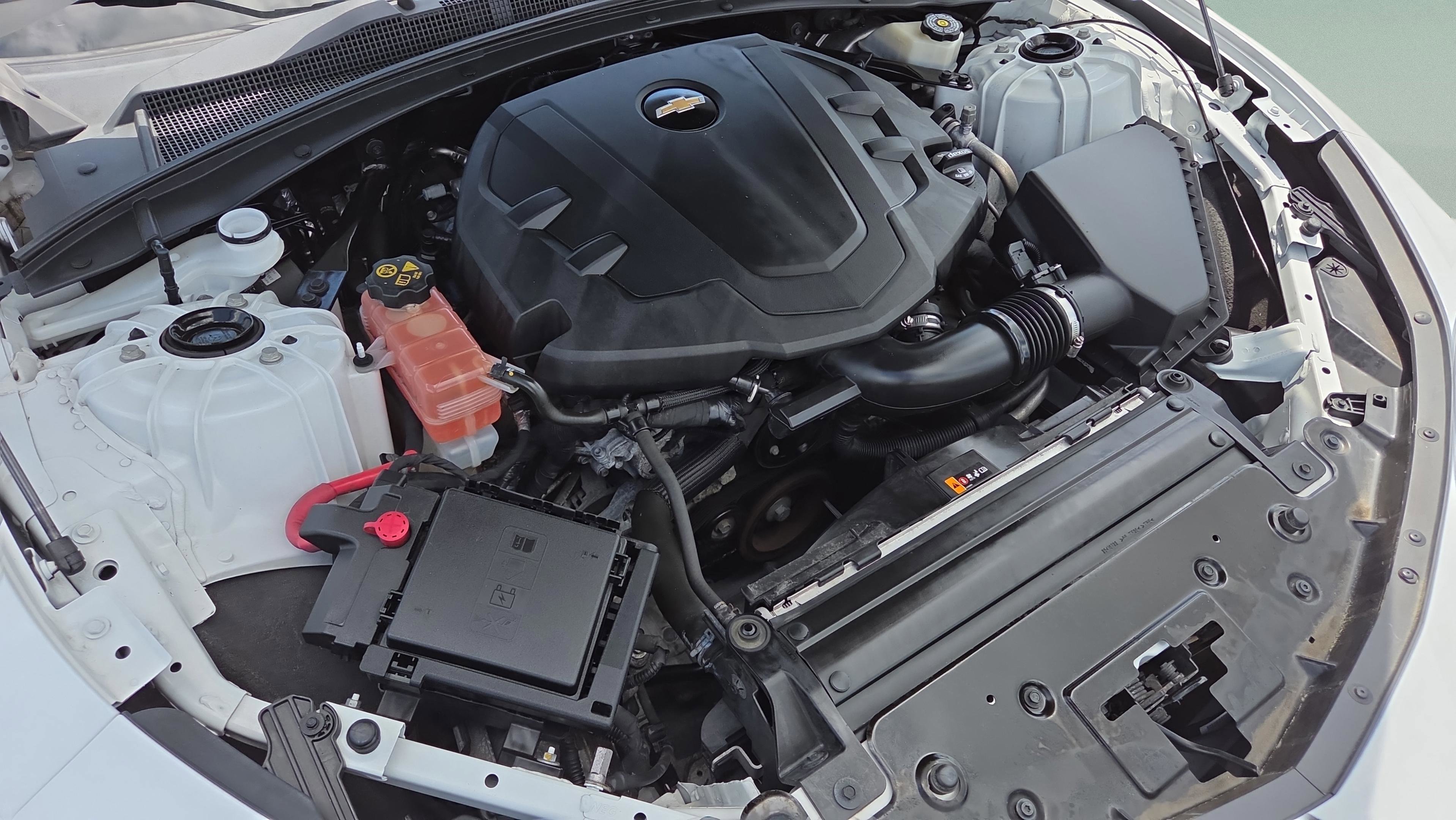 Used 2019 Chevrolet Camaro LT RWD image 16