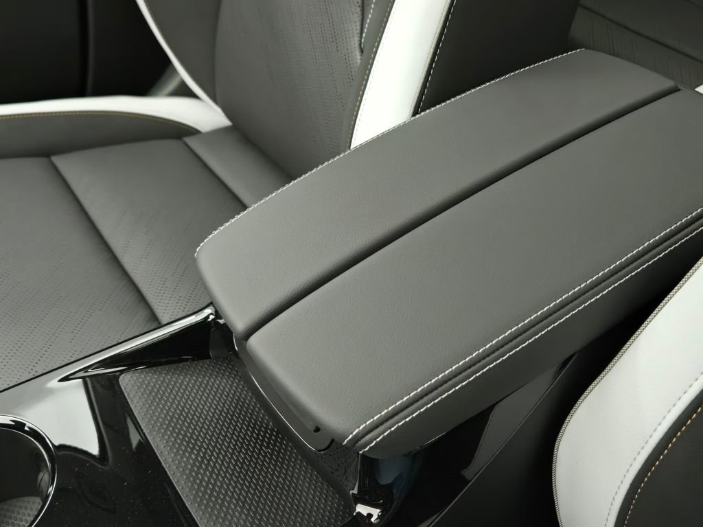 New 2025 Buick Envision Sport Touring image 31