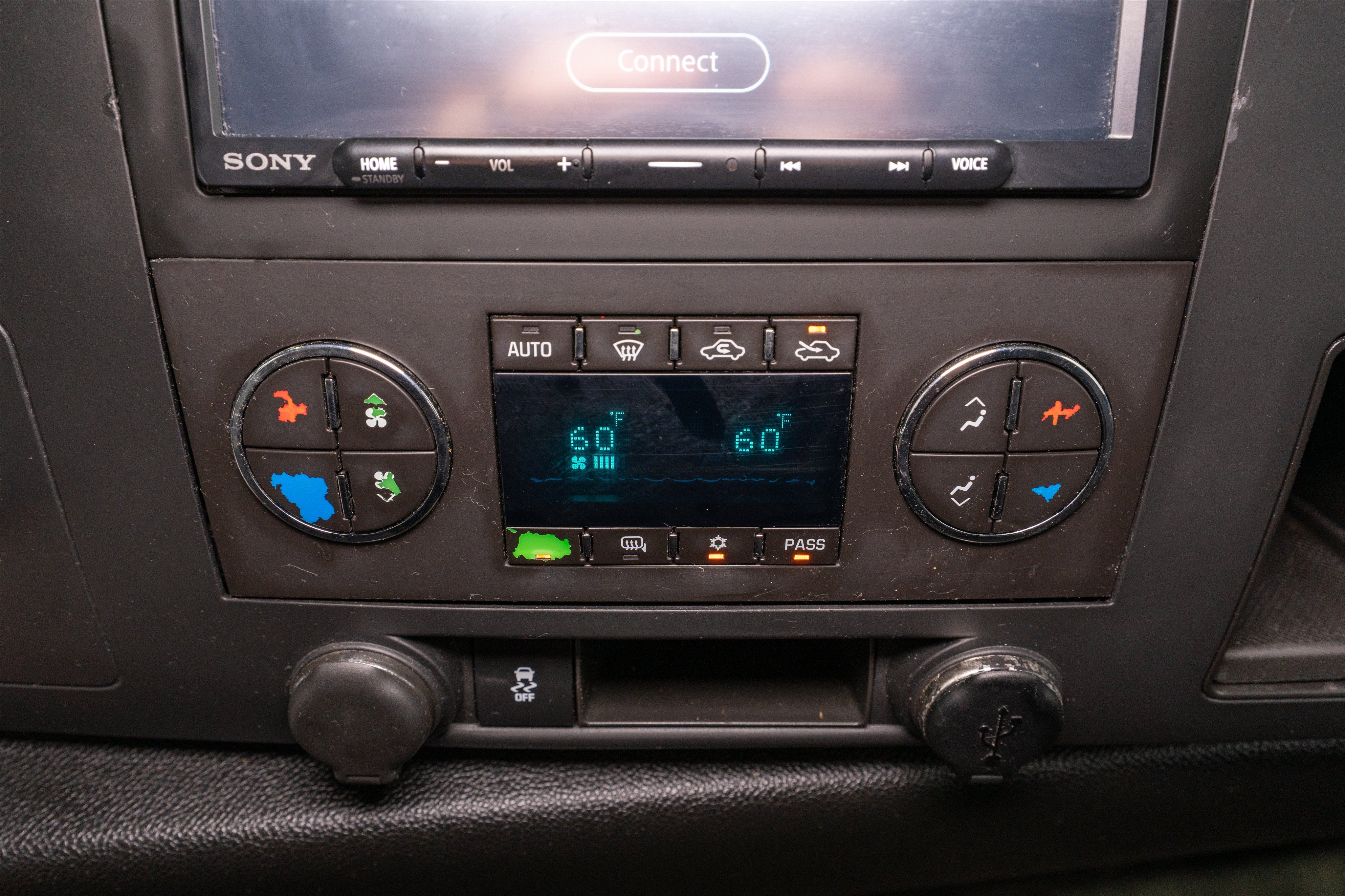 Used 2012 Chevrolet Silverado 1500 LT w/ All-Star Edition AWD/4WD image 19