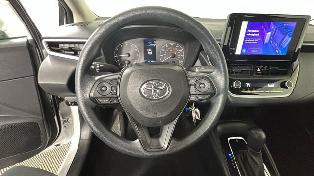 Used 2023 Toyota Corolla LE FWD image 15