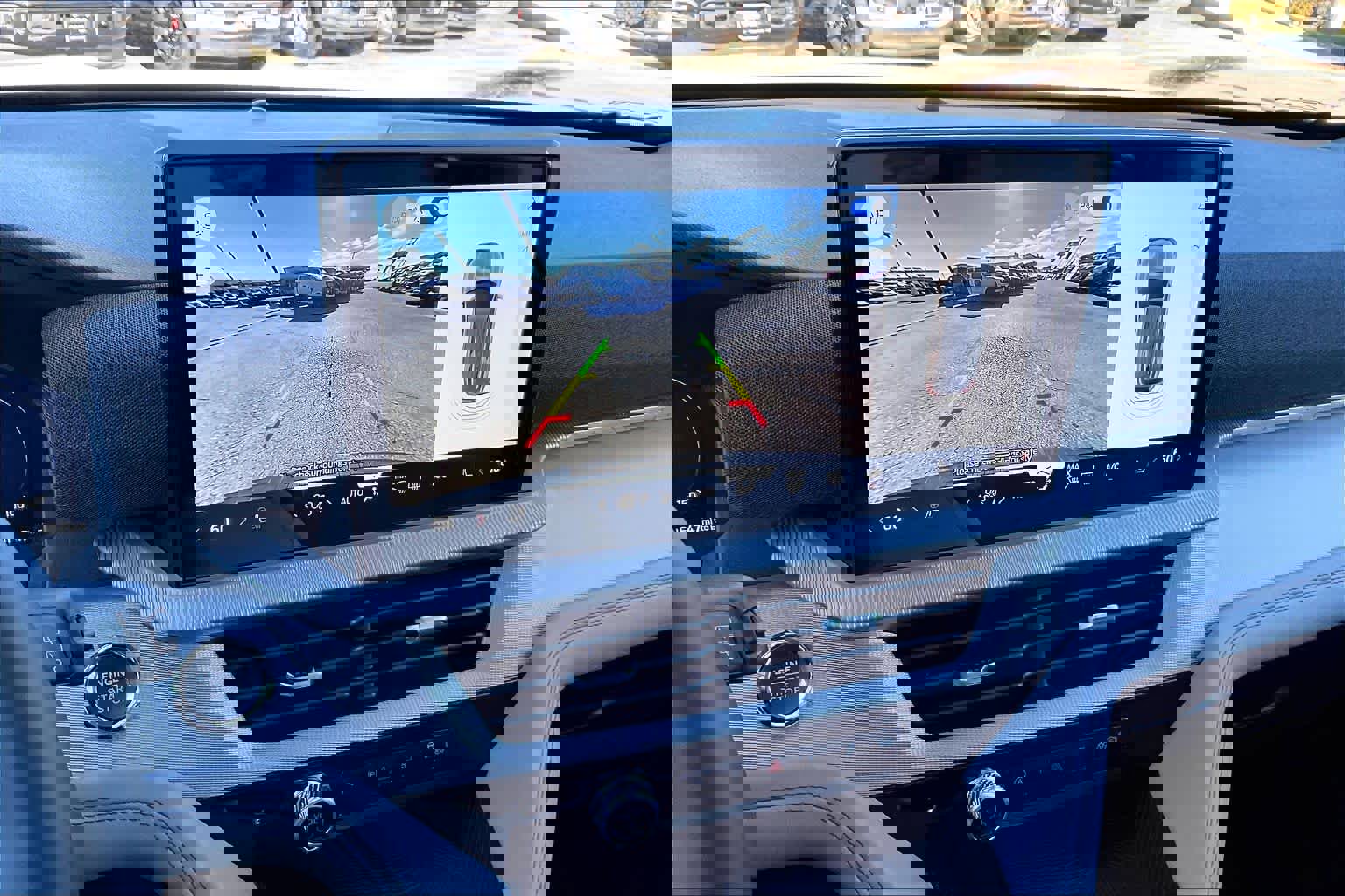 New 2026 Ford Explorer Active w/ Active Comfort Package image 17