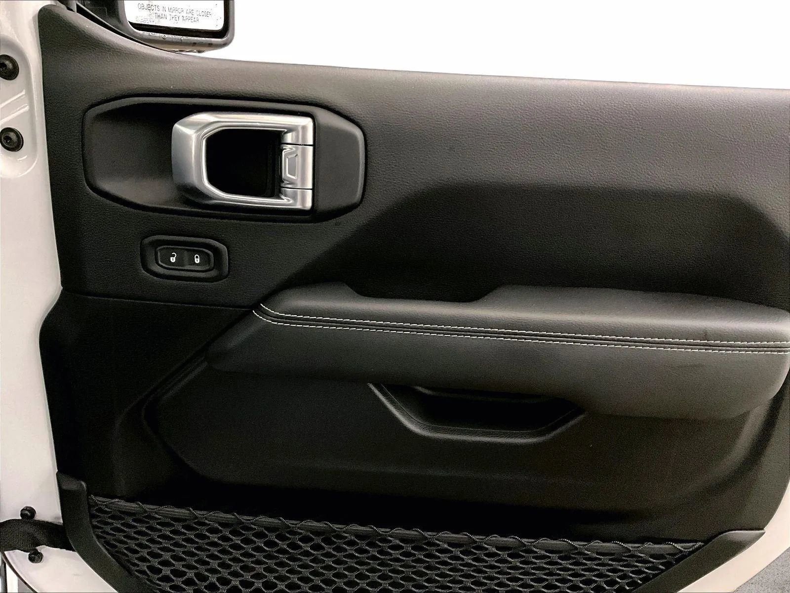 Used 2023 Jeep Wrangler Sahara w/ Cold Weather Group image 23