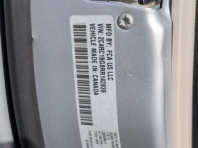 Used 2024 Chrysler Pacifica Touring-L FWD image 33
