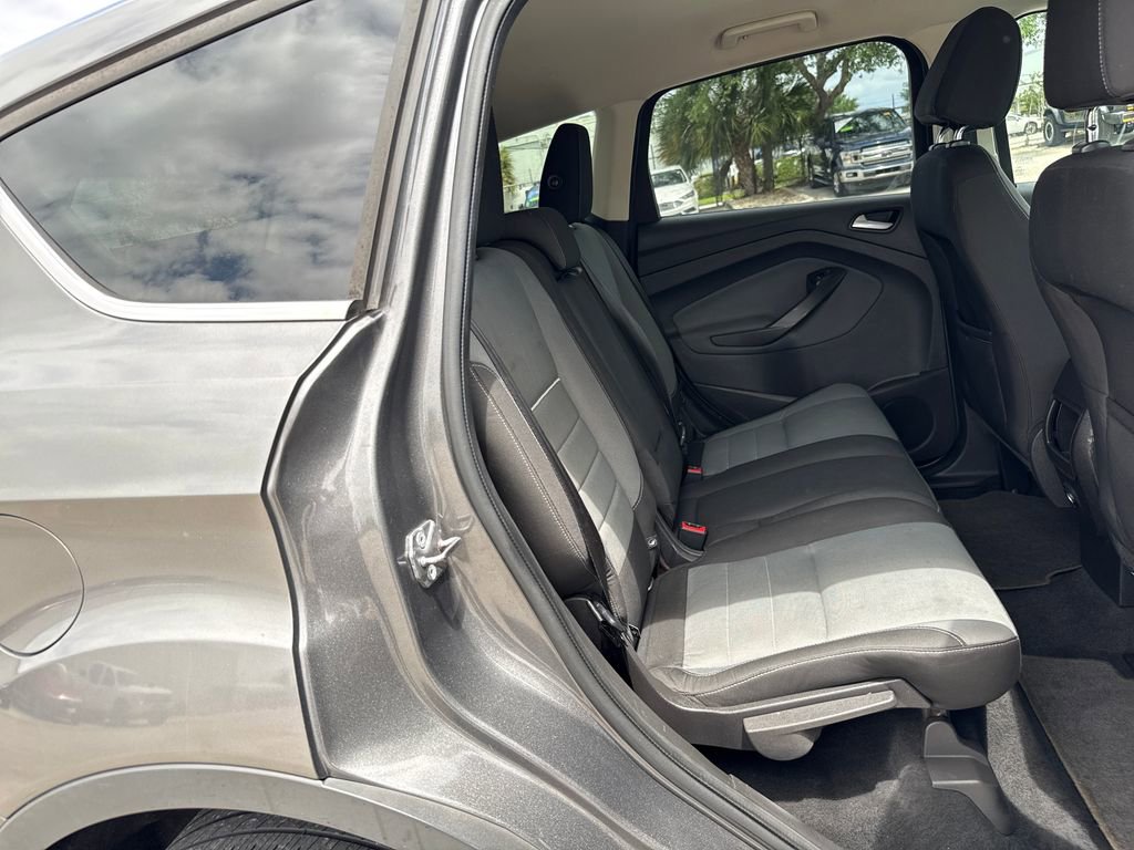 Used 2013 Ford Escape SE FWD image 22
