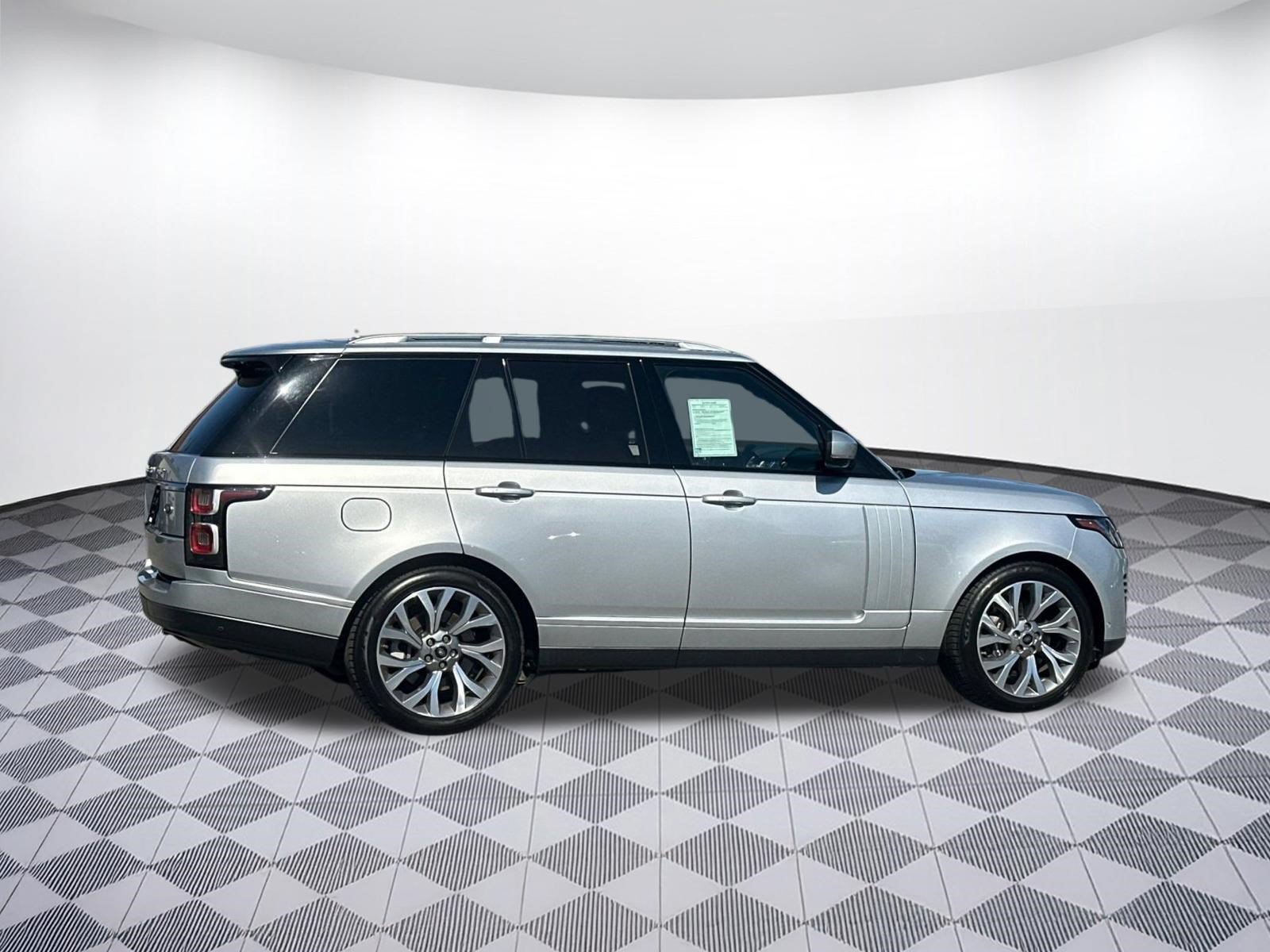 Used 2019 Land Rover Range Rover Supercharged AWD/4WD image 8