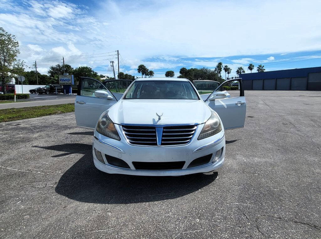 Used 2013 Hyundai Equus Signature image 13