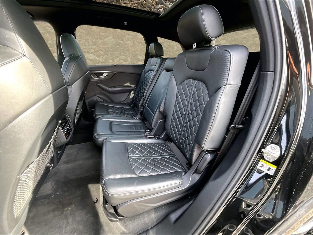 Used 2022 Audi SQ7 Premium Plus w/ SQ7 Executive Package image 24