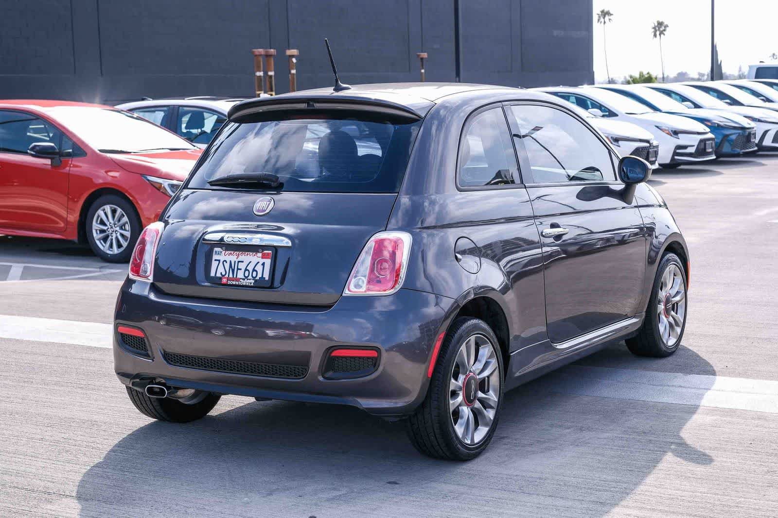 Used 2015 FIAT 500 Sport w/ Comfort/Convenience Group FWD image 4