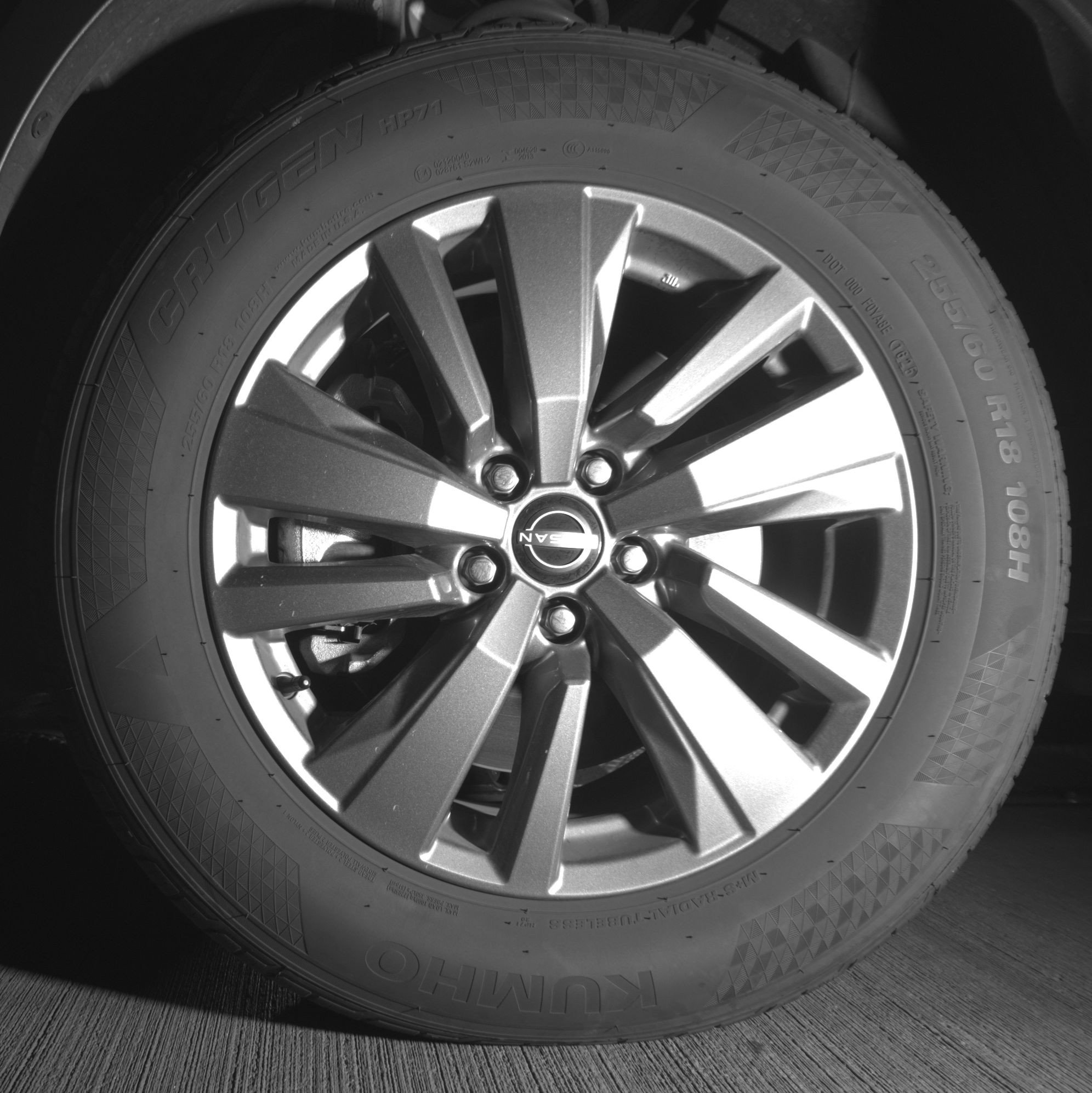 Used 2025 Nissan Pathfinder SV image 12