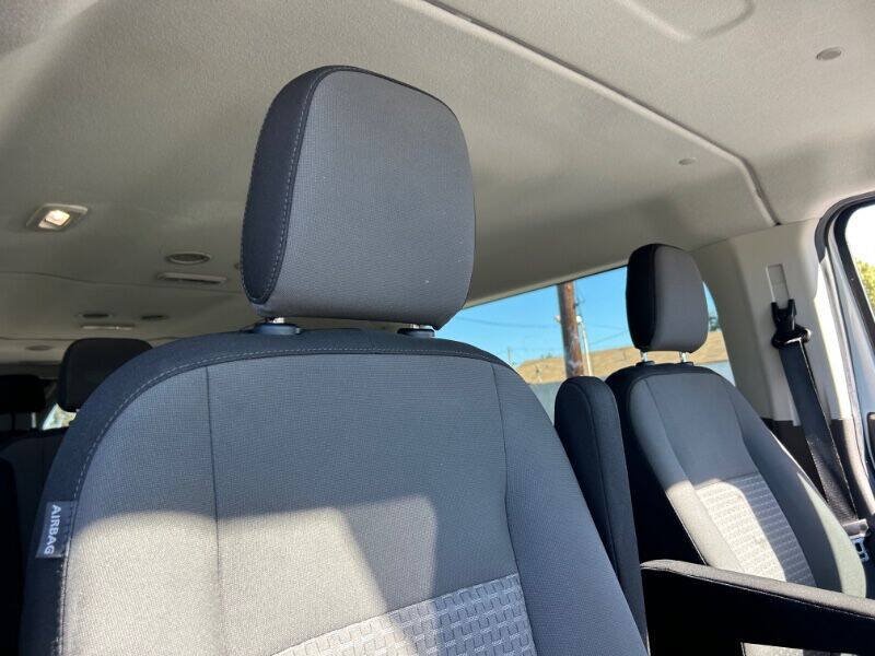 Used 2022 Ford Transit 350 XLT RWD image 9