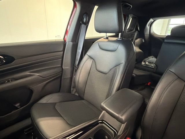 New 2026 Jeep Compass Latitude AWD/4WD image 17