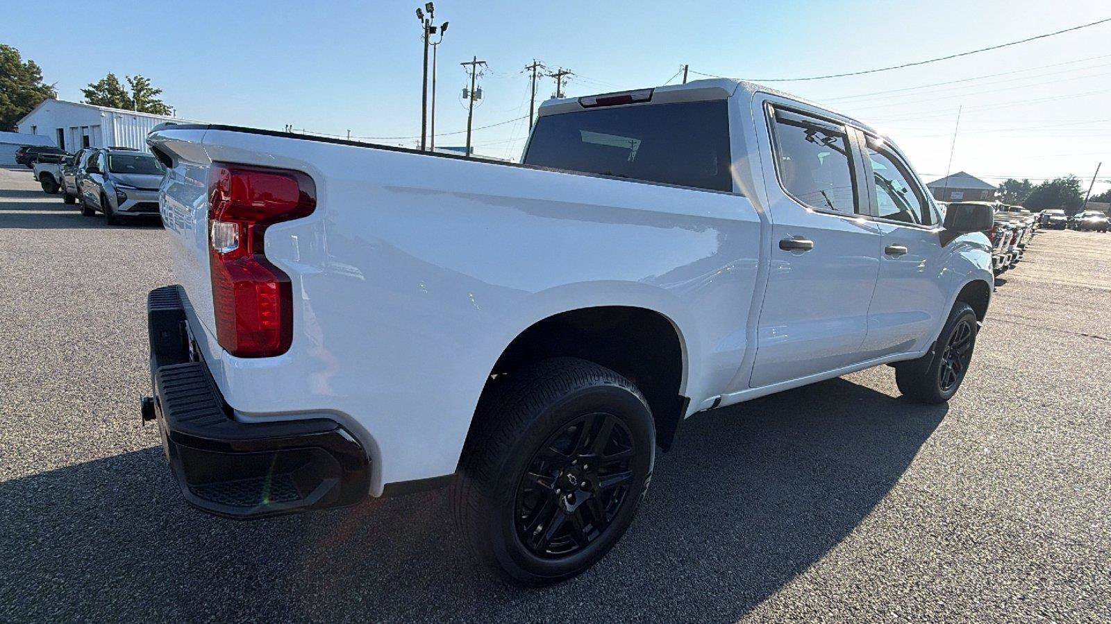 Used 2023 Chevrolet Silverado 1500 Custom Trail Boss AWD/4WD image 8
