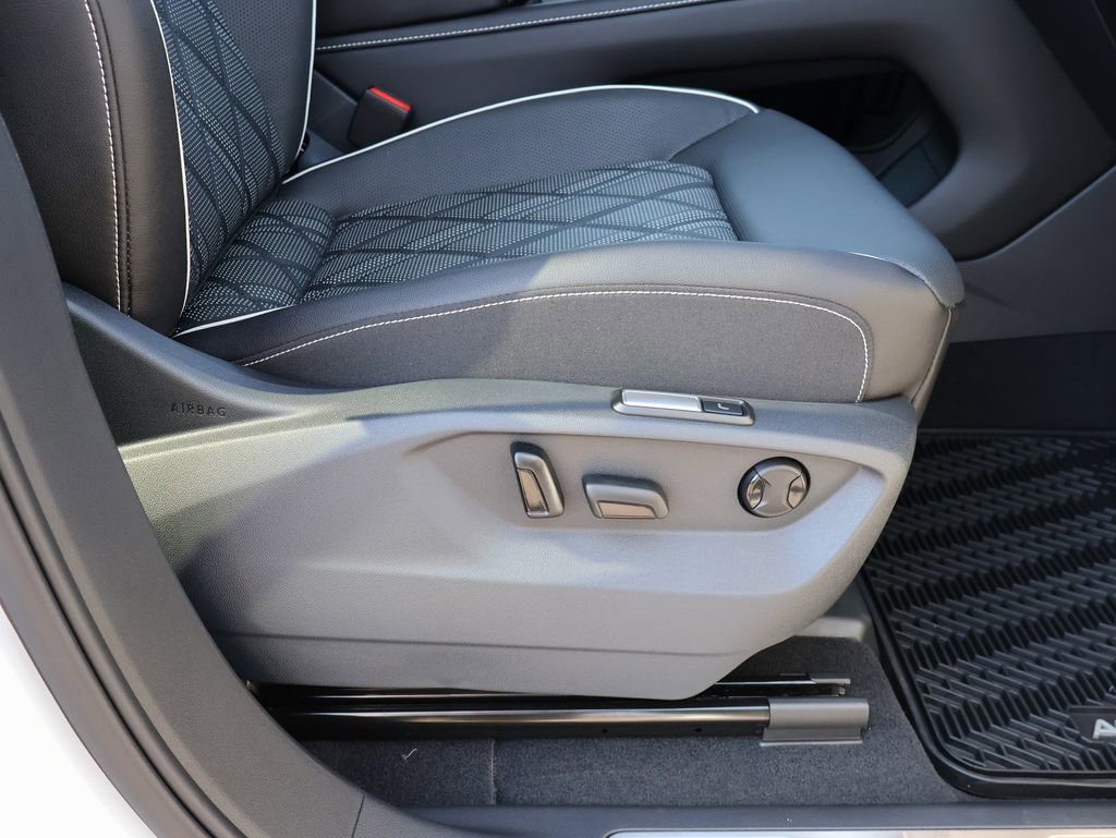 New 2026 Volkswagen Atlas SEL Premium R-Line image 15