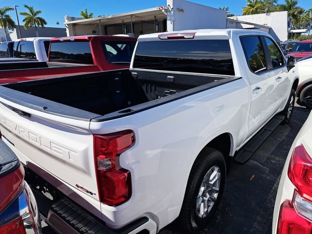 Used 2023 Chevrolet Silverado 1500 RST image 3