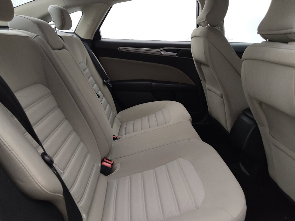 Used 2018 Ford Fusion S FWD image 19