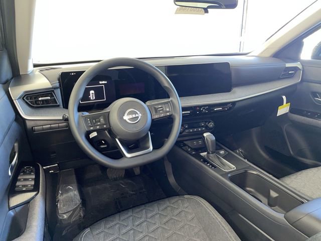 New 2026 Nissan Kicks SV w/ Cold Weather Package image 18